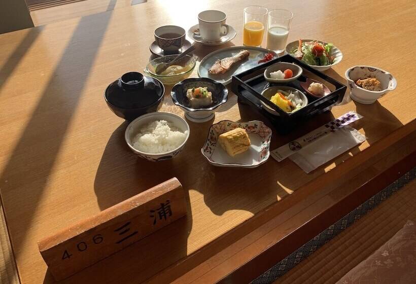 Hotel Manazuru Marin