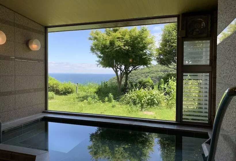 Hotelli Manazuru Marin