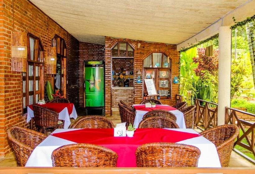 هتل La Dolce Vita