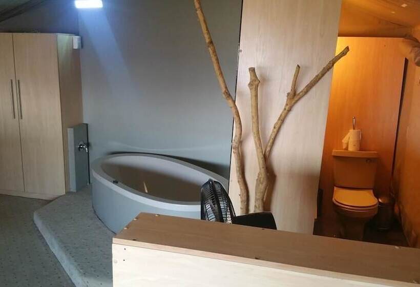 ホテル Thulani Game Lodge And Eco Estate