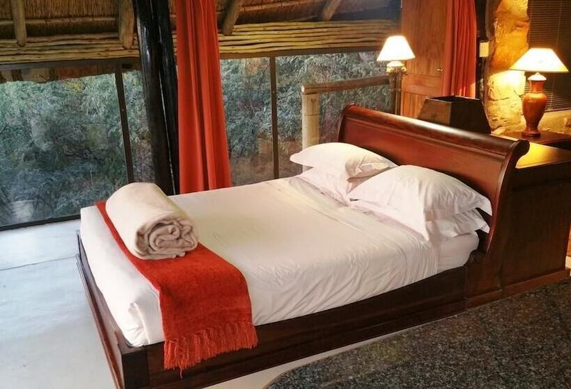 ホテル Thulani Game Lodge And Eco Estate