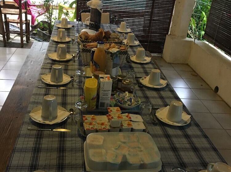 پانسیون Le Medinilla