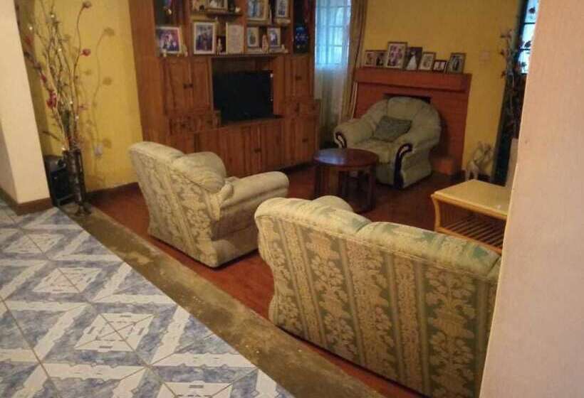 پانسیون Nalepomara Private House