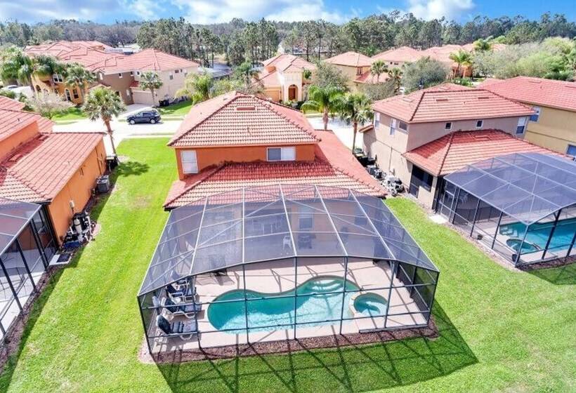 Watersong Luxurious 5bd/4.5ba Pool Home #5wr510