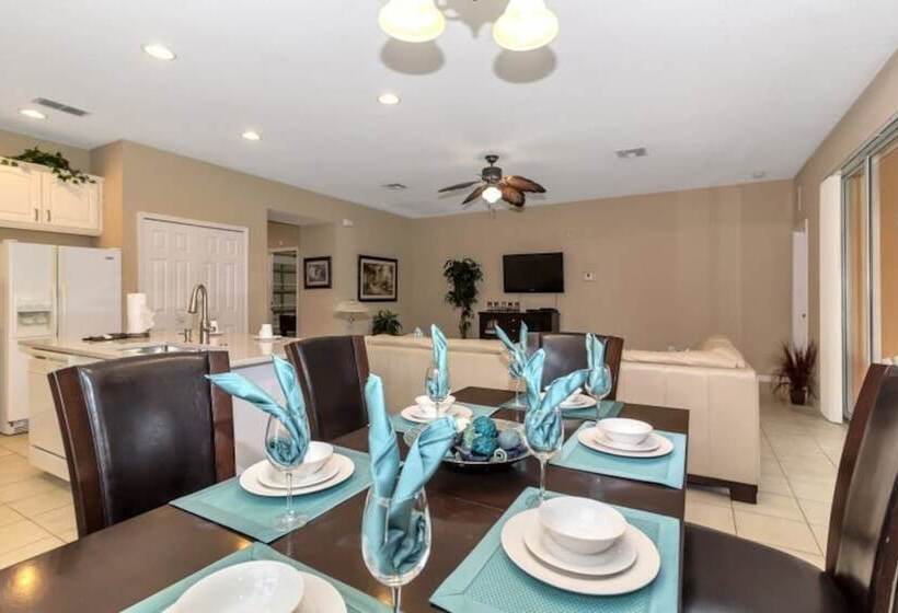 Watersong Luxurious 5bd/4.5ba Pool Home #5wr510