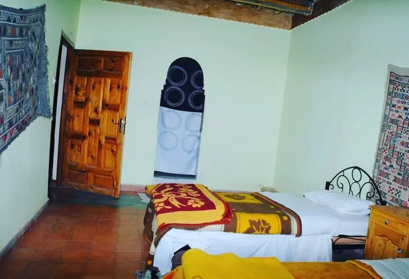 Aamiaismajoitus (B&B) Auberge Kasbah Des Roches