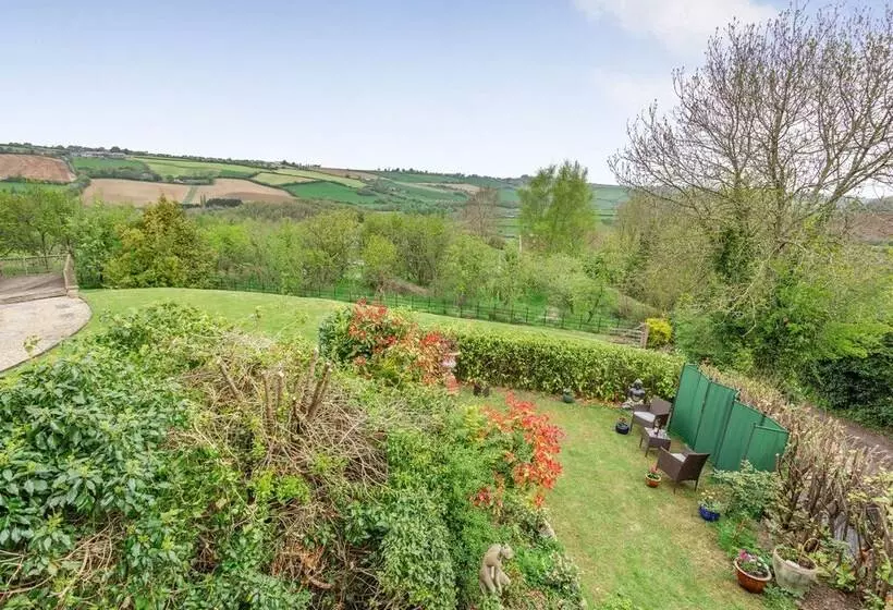 Hillside Cottage