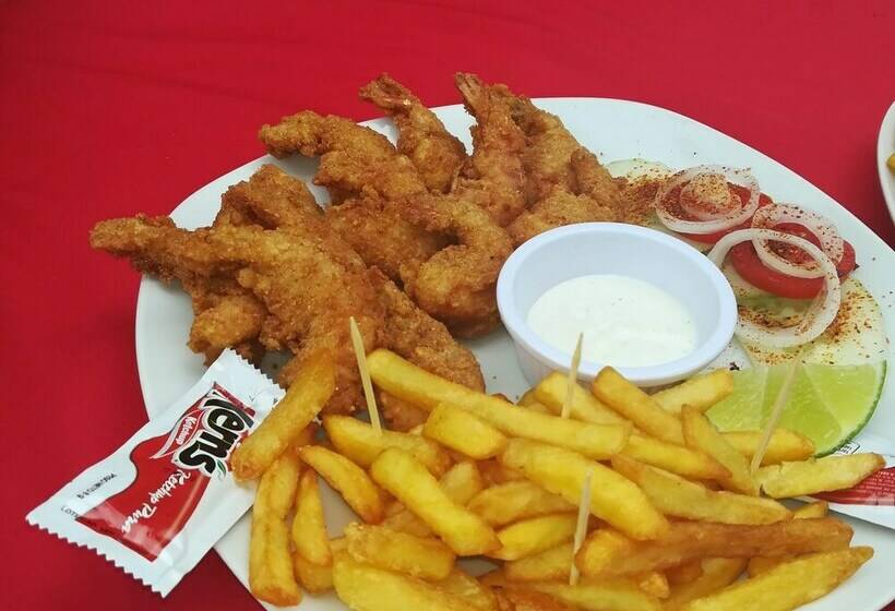 هتل Y Restaurante Paradise