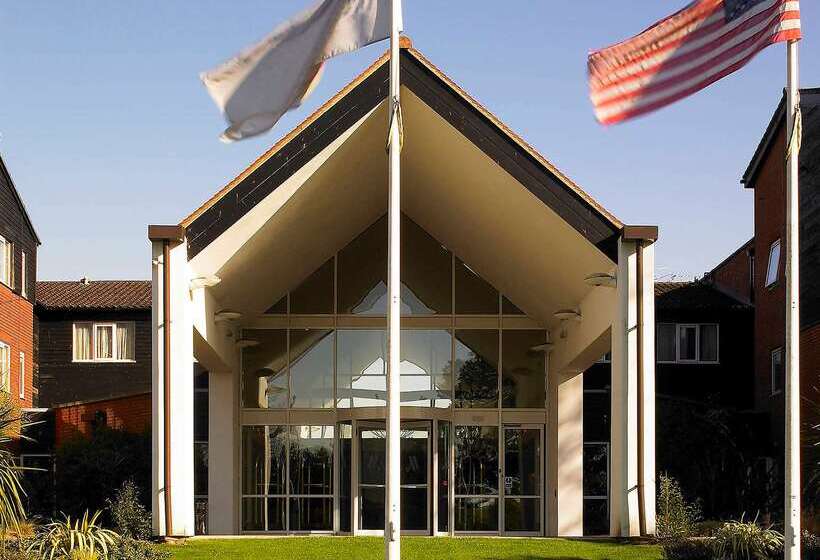 Meon Valley Hotel And Country Club