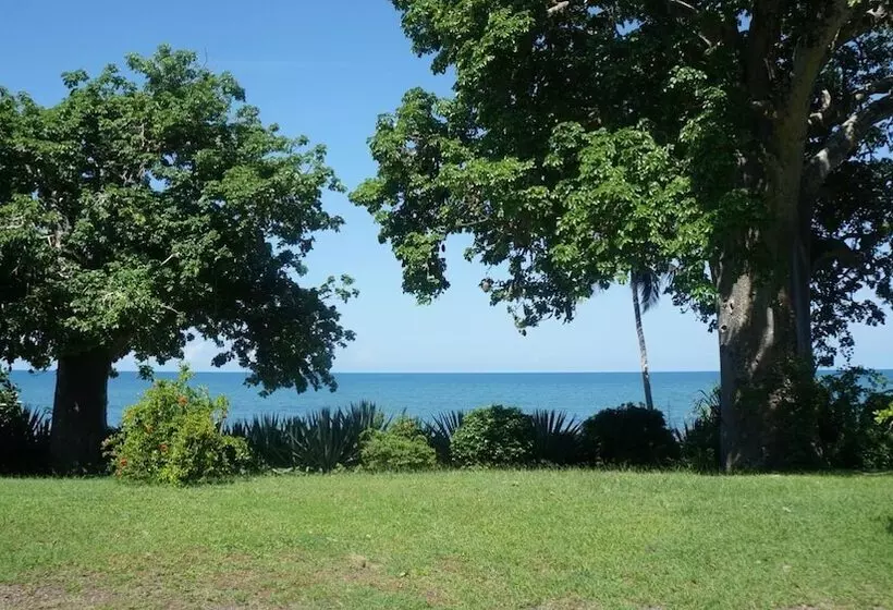 پانسیون Capricorn Beach Cottages