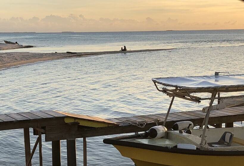 پانسیون Hakamanu Lodge