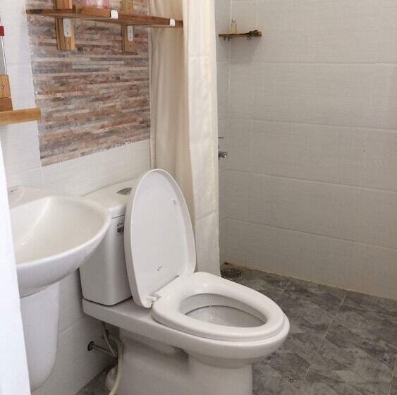 پانسیون Lang Bien Homestay