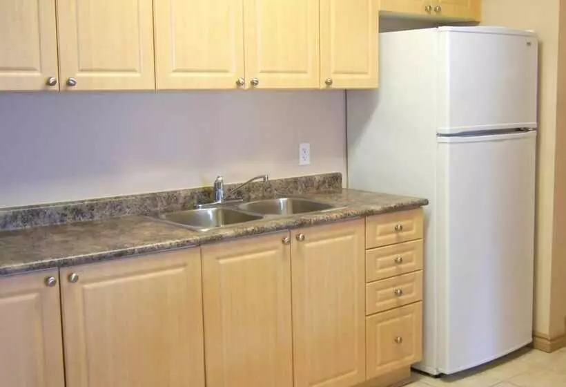 Retkeilymaja Backpacker College At Wilfrid Laurier University