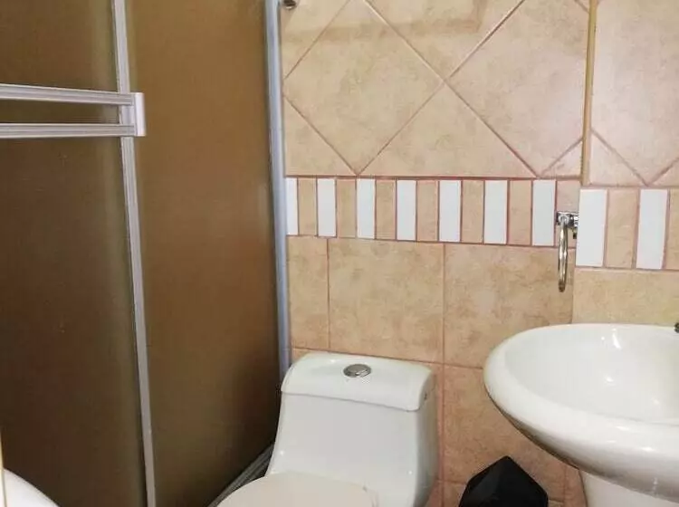 ホテル Cerro Verde Tarapoto