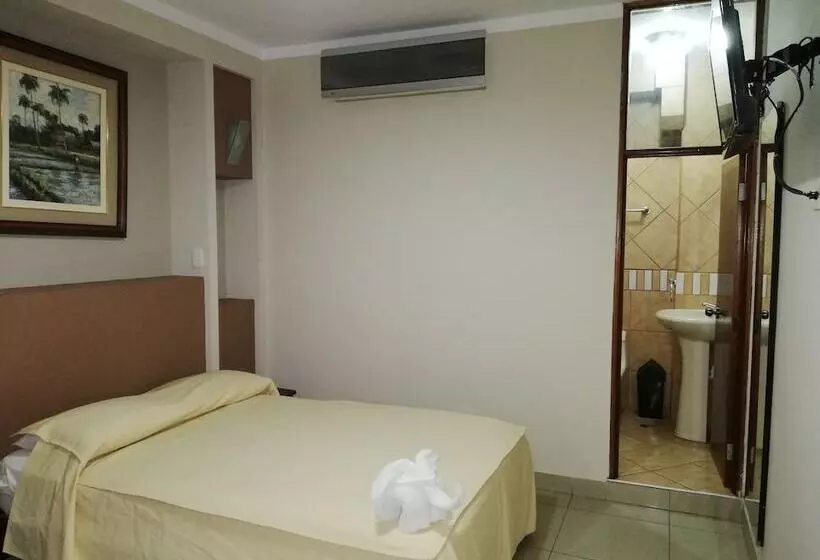 ホテル Cerro Verde Tarapoto