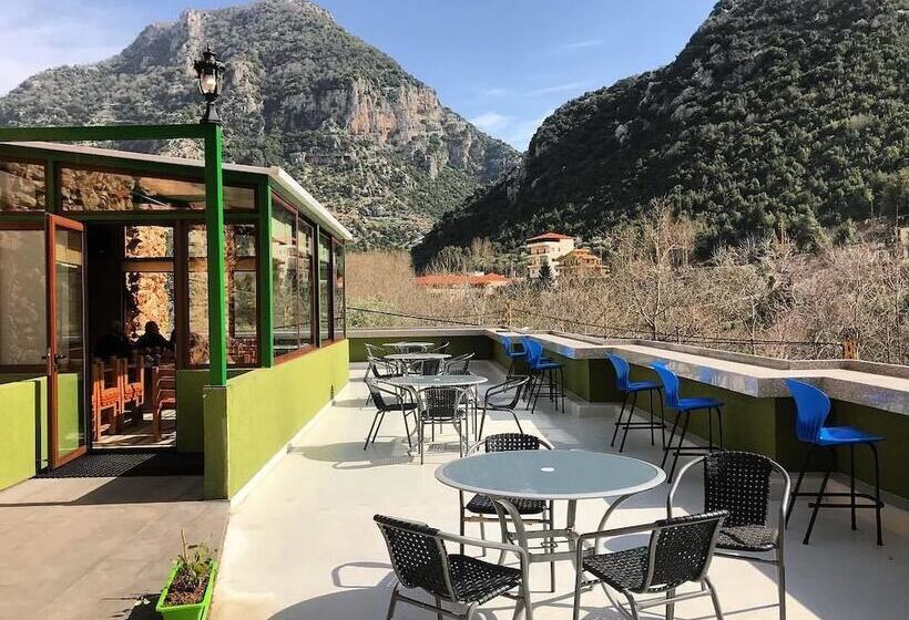 هتل Laze Fountain Eco