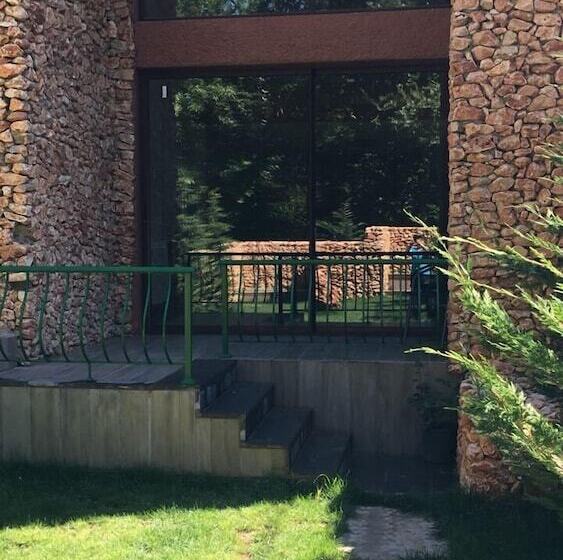 هتل Laze Fountain Eco