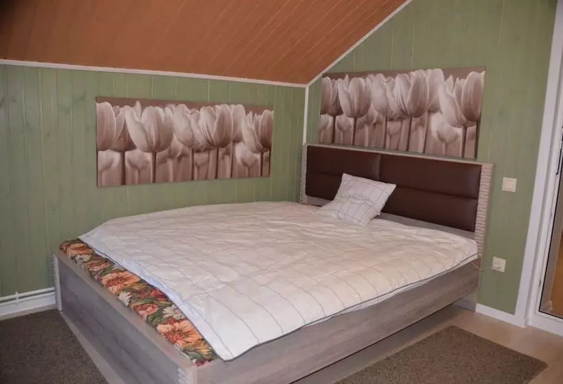 ホテル Lyubimy Prichal