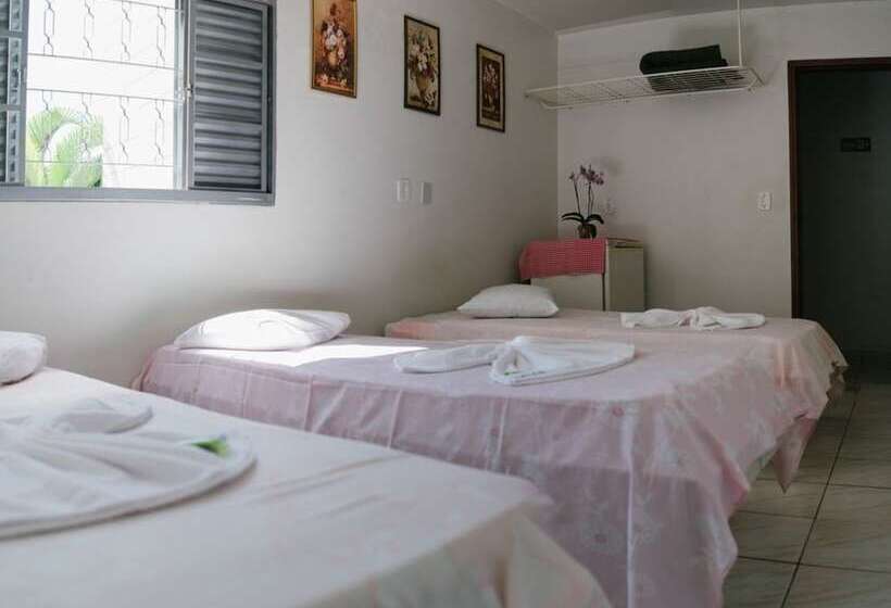 בית מלון כפרי Pousada Do Alan