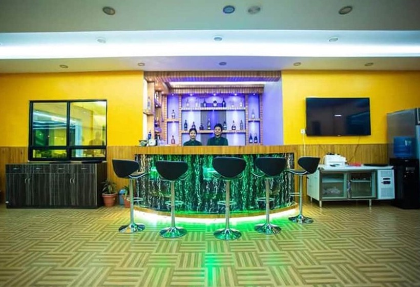 هتل Riverside Green House Resort