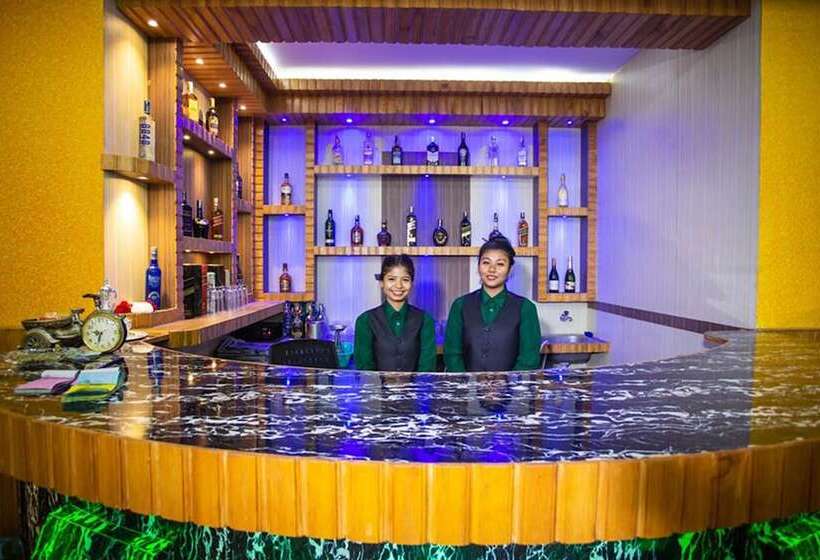 هتل Riverside Green House Resort