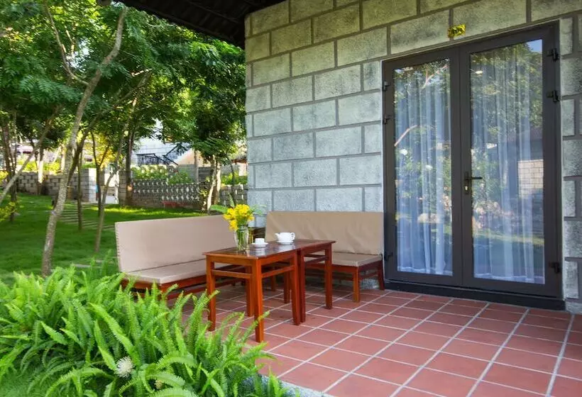 Hotelli Sang Nhu Ngoc Resort