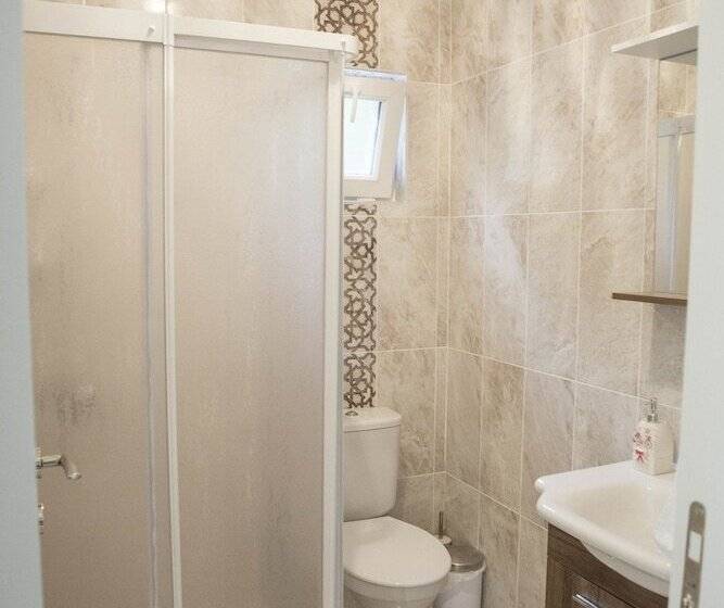 בית מלון כפרי Sogut Ada Pansiyon