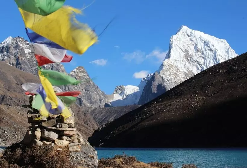 هتل Thanka Inn Gokyo