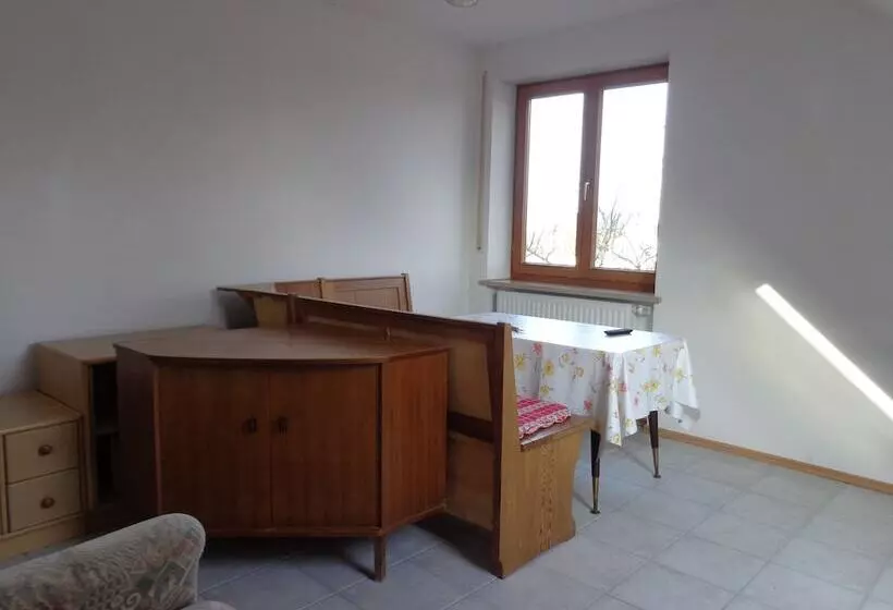 ペンション Monteurzimmer Im Paartal