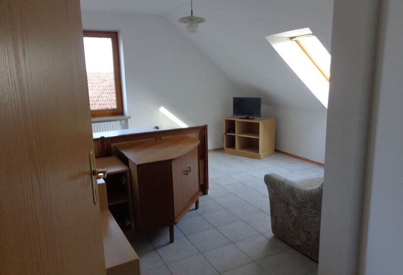 Pensão Monteurzimmer Im Paartal