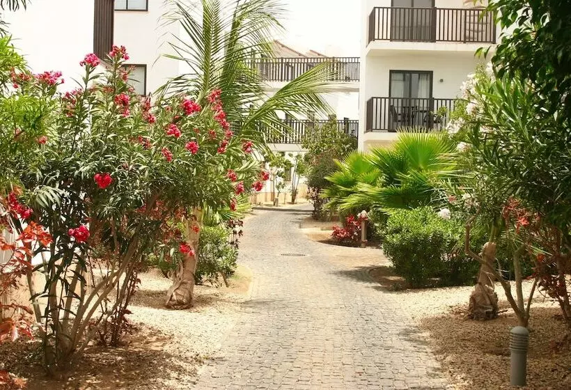 Ajp Holidays   Tortuga Beach Resort 487