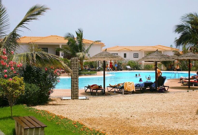 Ajp Holidays   Tortuga Beach Resort 487