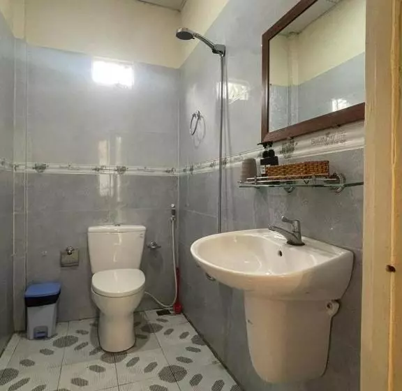 تختخواب و صبحانه Homestay Bentre Coco Lodge