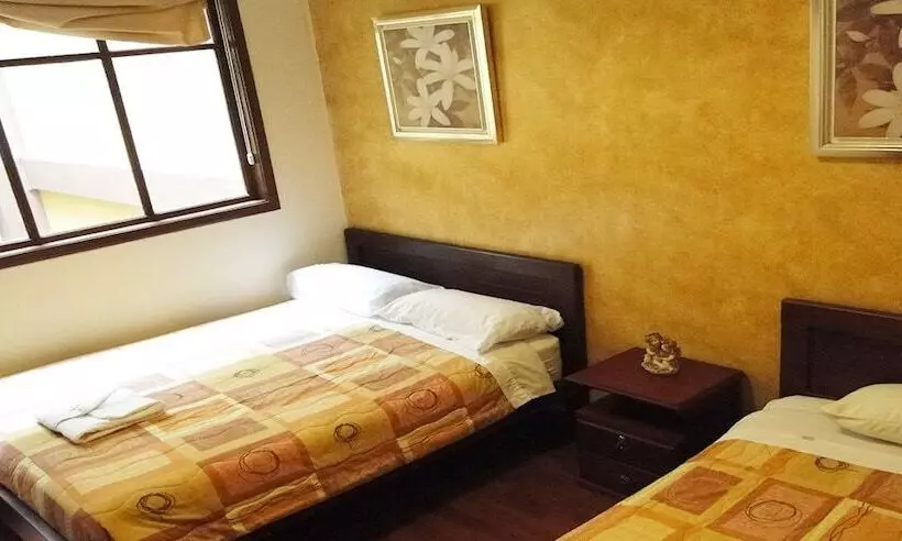 Hostal Amancay