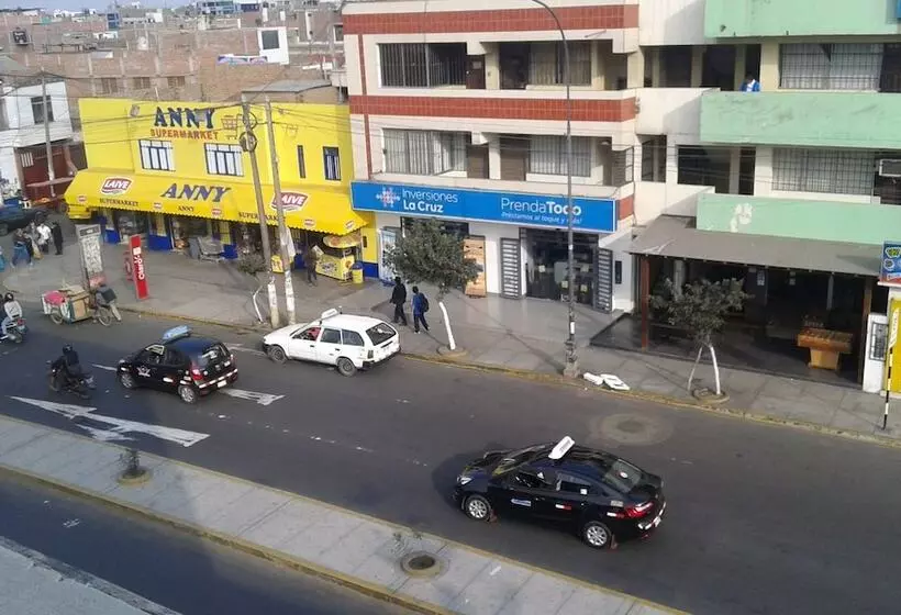 Hostal Lukanas
