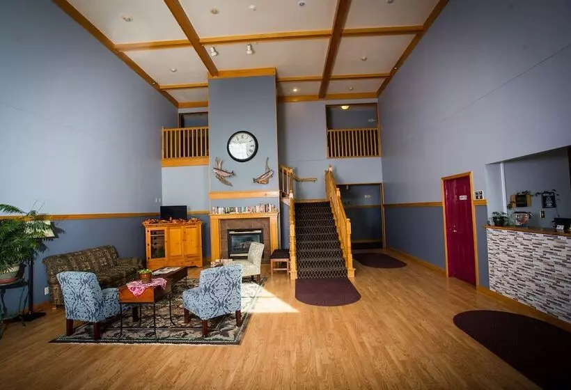 Hotelli Chisholm Inn & Suites