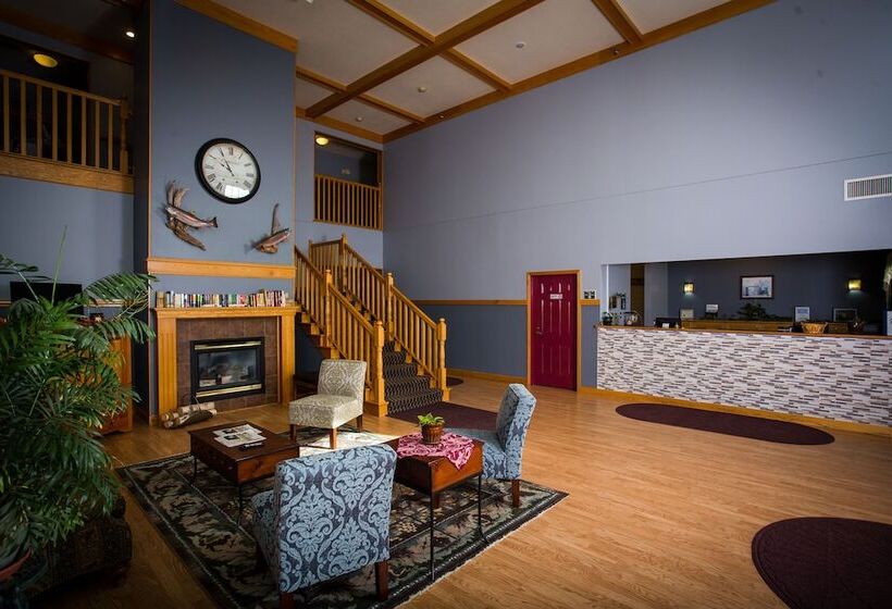 호텔 Chisholm Inn & Suites