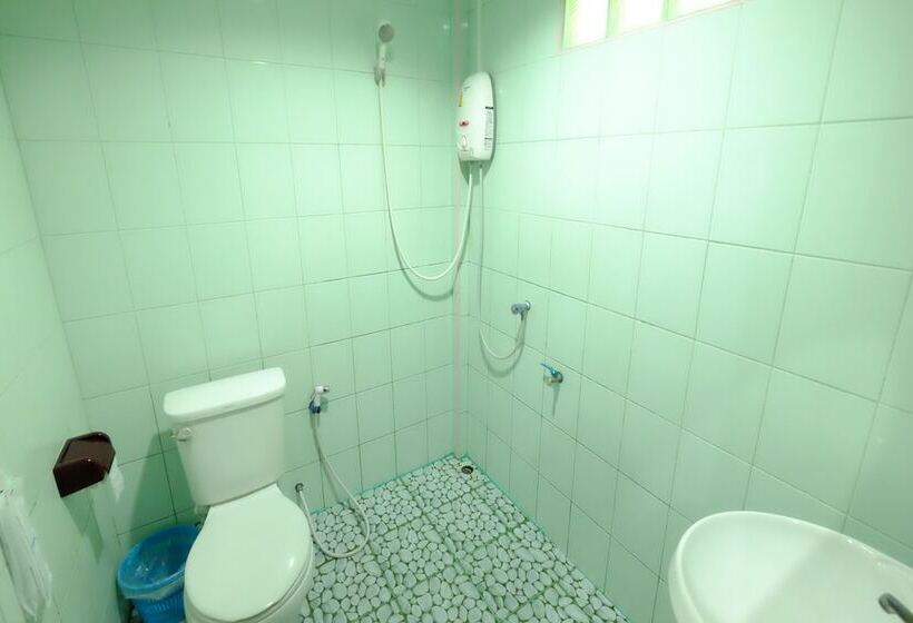 בית מלון כפרי Parattha Resort