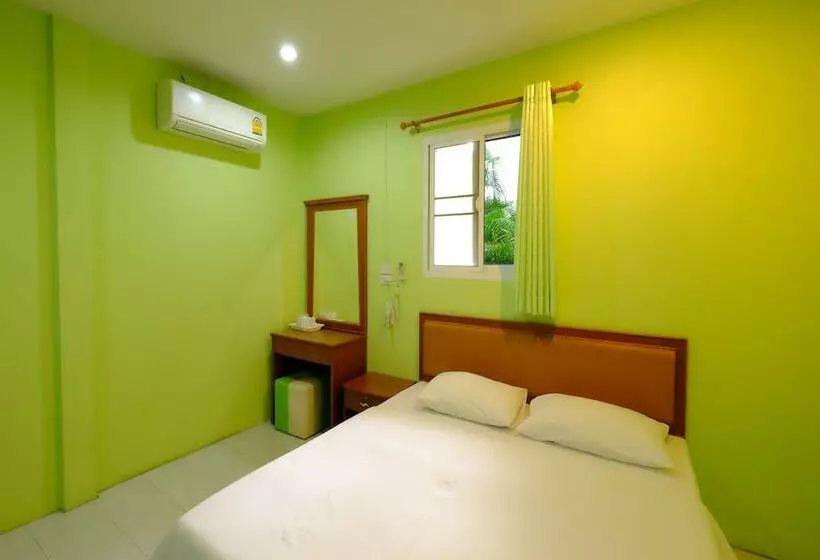 ホテル Parattha Resort