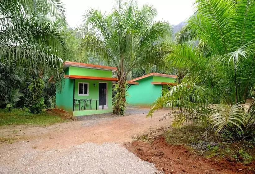 ホテル Parattha Resort