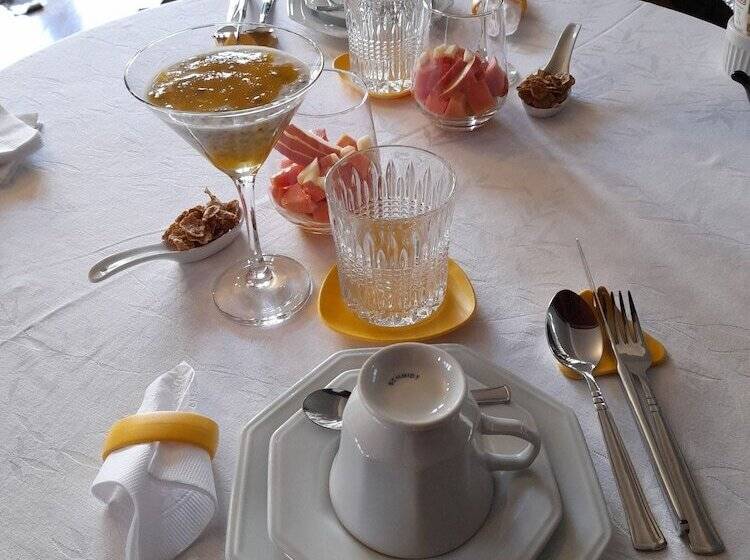 Отель Suite No Chalé