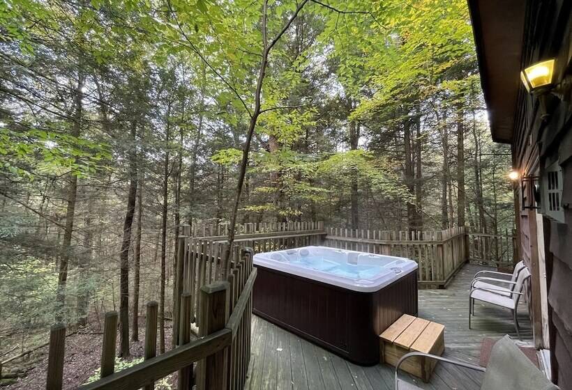 Opossum Creek Retreat