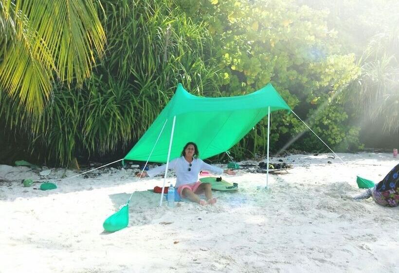 پانسیون Bina Surf Camp