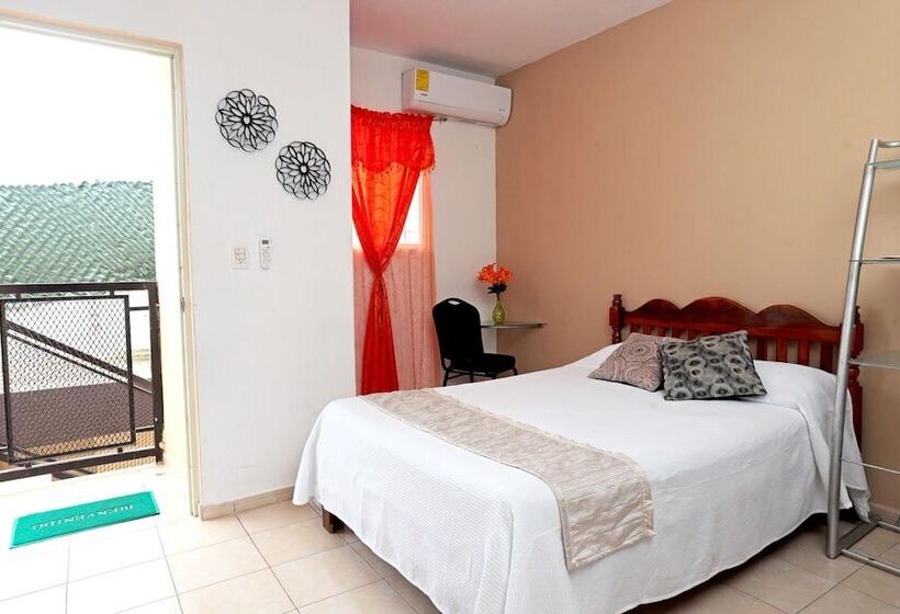 פנסיון Casa De Ana