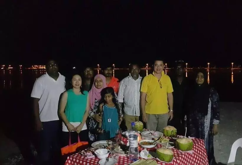 پانسیون Equator Homestay