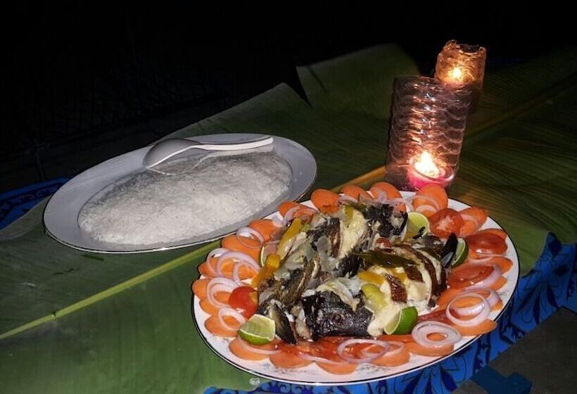 پانسیون Equator Homestay