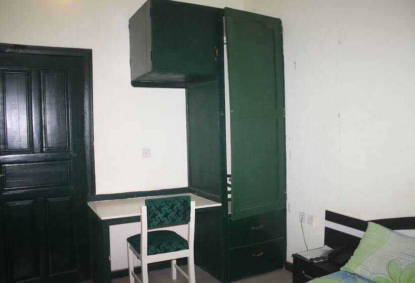 膳宿费 Godville Guest House