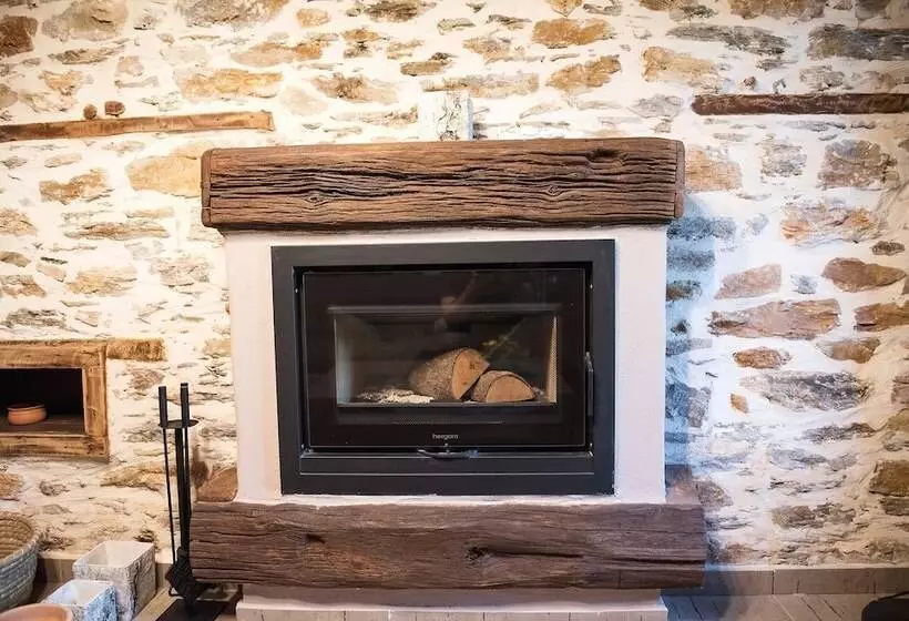 Majatalo Thalia Traditional Guest House