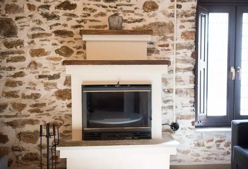 Majatalo Thalia Traditional Guest House