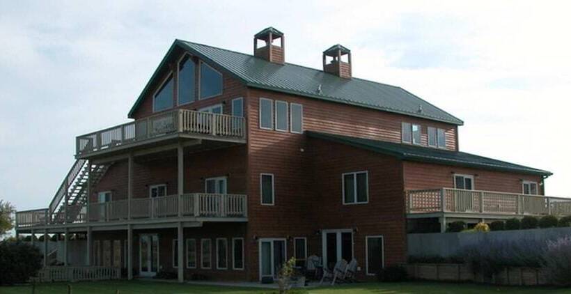 Nocleg ze śniadaniem Comstock Premier Lodge Llc